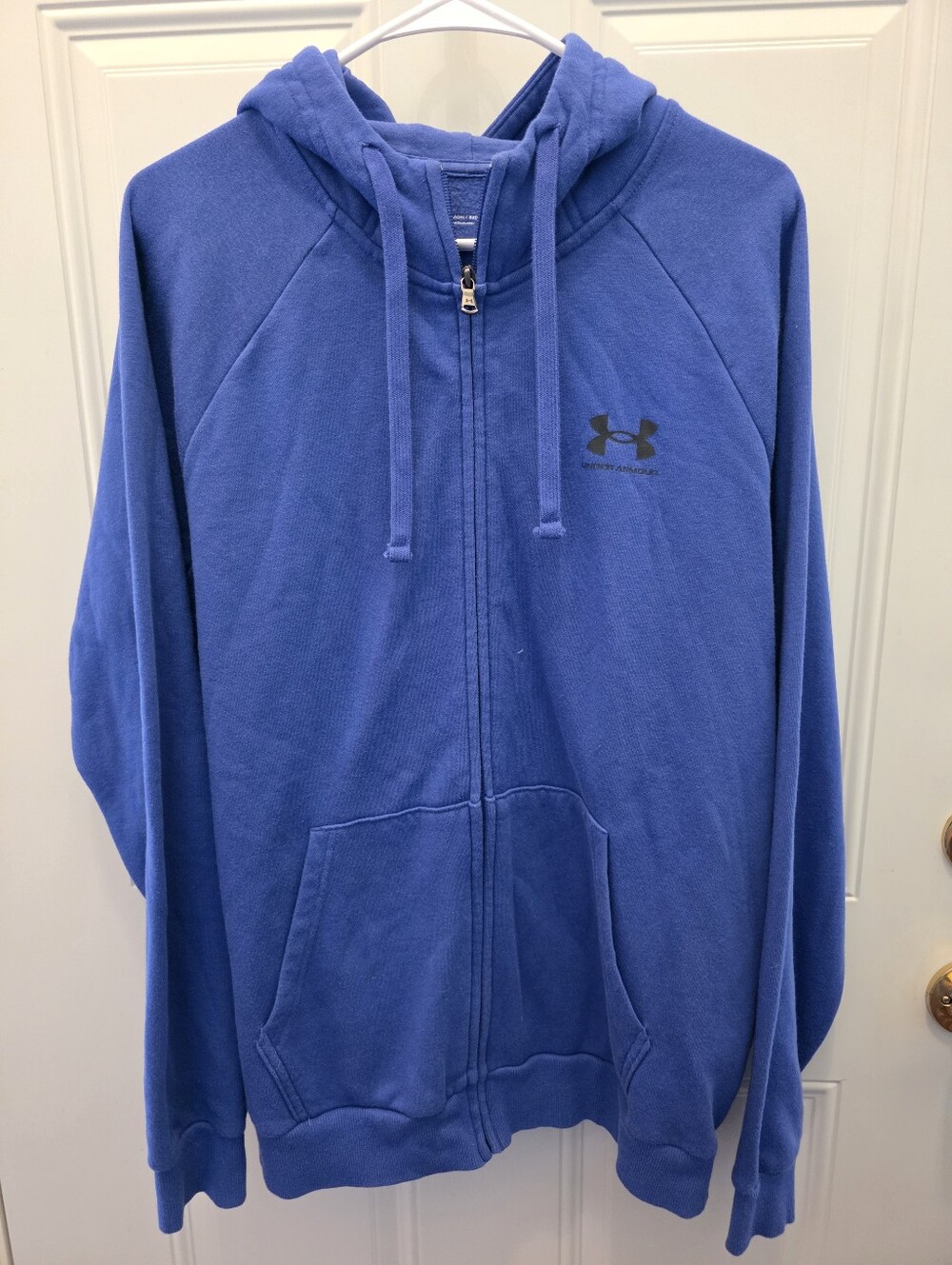 Under Armour Men's Zip-Up Hoodie in Royal Blue with Black Logo Size Large